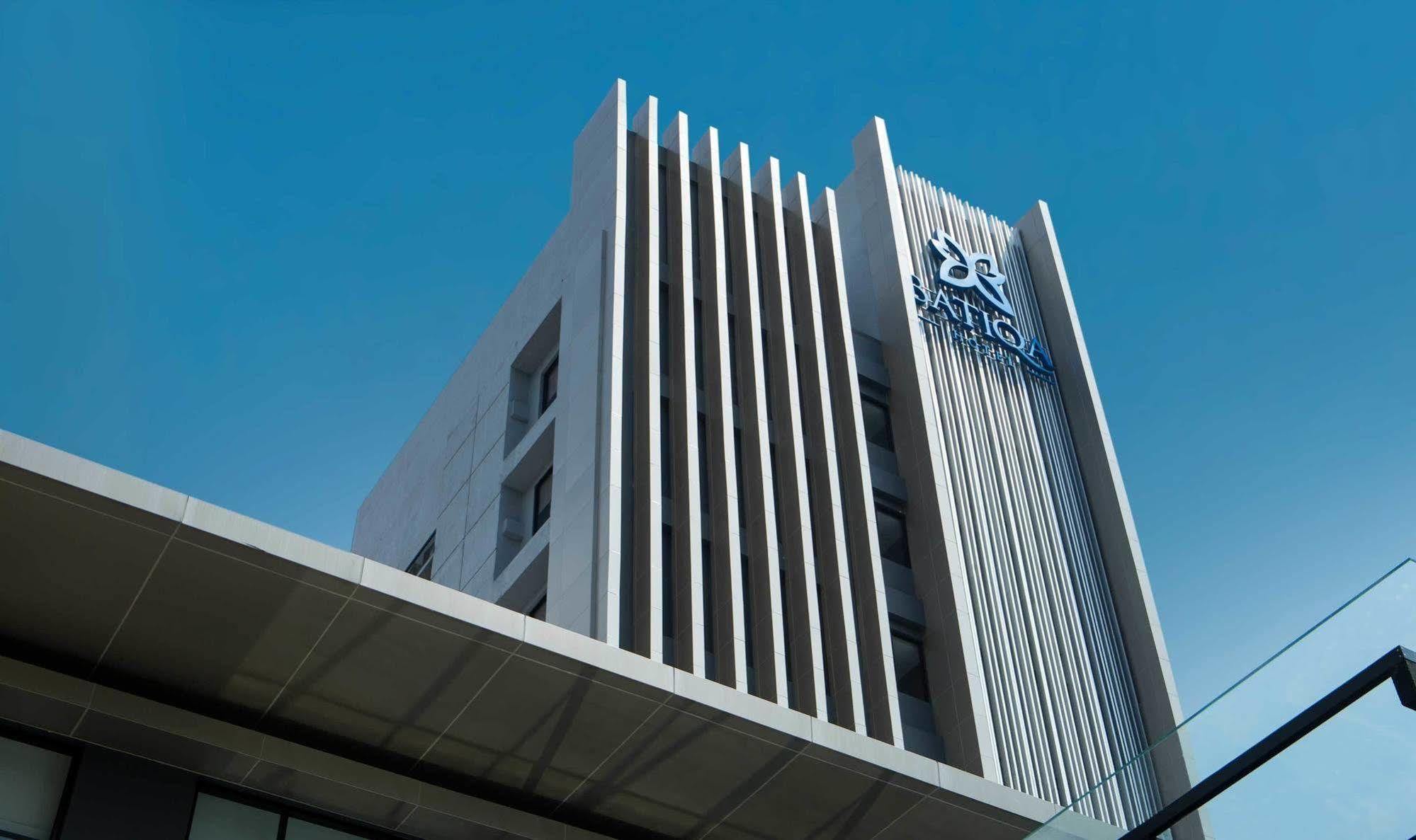 Batiqa Hotel Cirebon Exterior foto